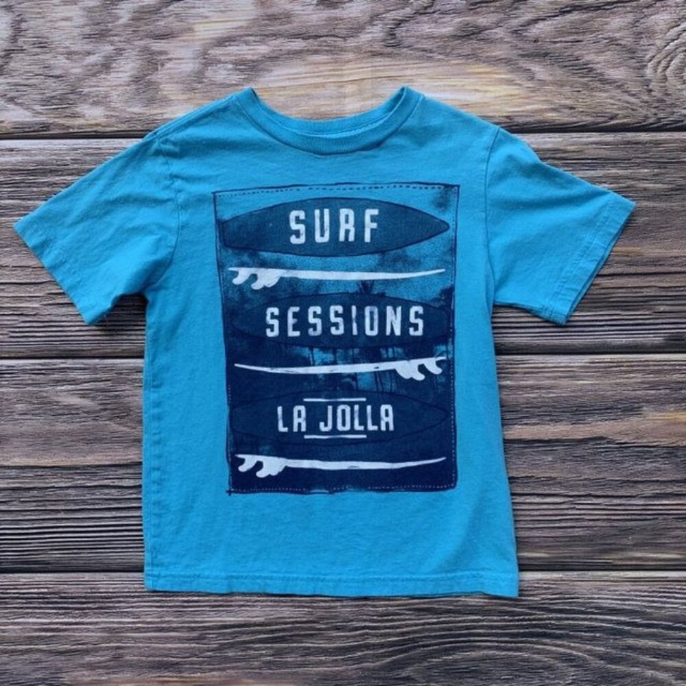 Children's Place Surf Graphic Tee Size 5/6 GUC
